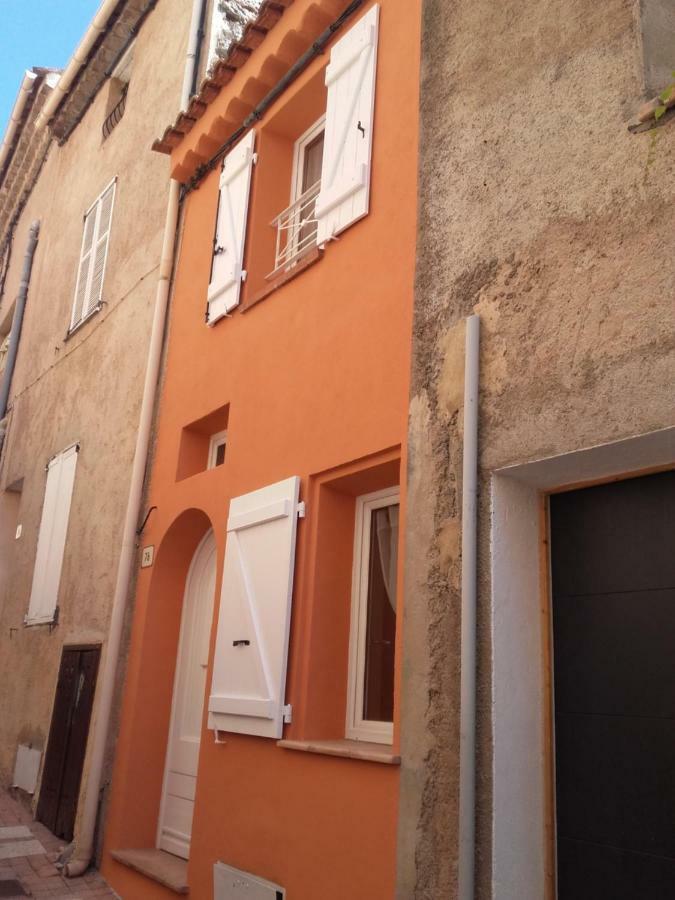 Maison De Village Bagnols-en-Forêt Kültér fotó