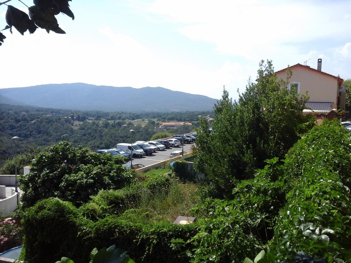Maison De Village Bagnols-en-Forêt Kültér fotó